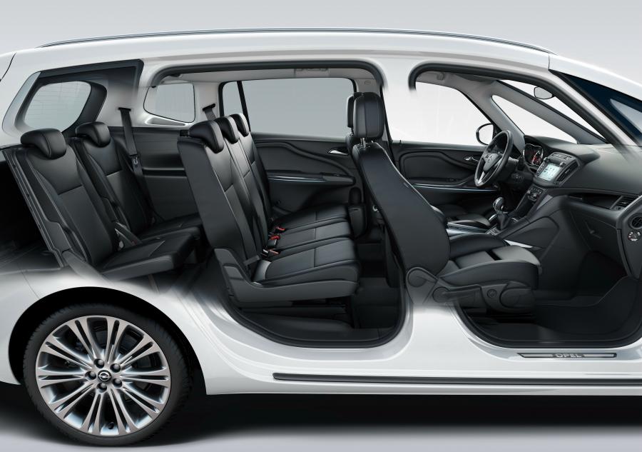 Интерьер Opel Zafira 2016 года  (фото 26 из 35)